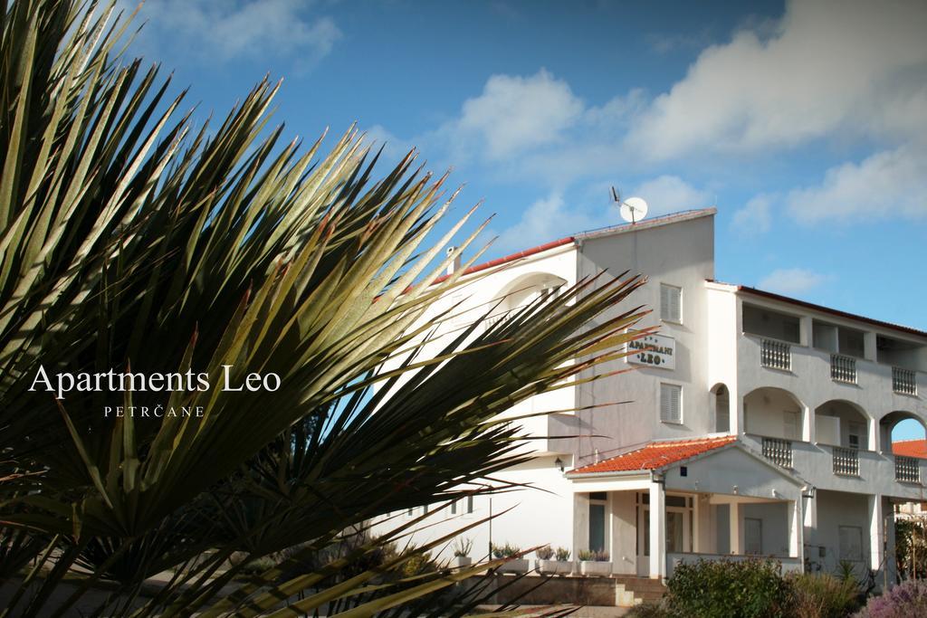 Apartments Leo Petrcane Bagian luar foto